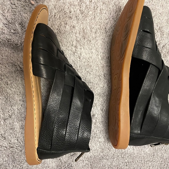 Born Sandals - Picture 2 of 6